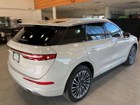 Used 2022 Lincoln Corsair Reserve w/ Equipment Group 201A image 5