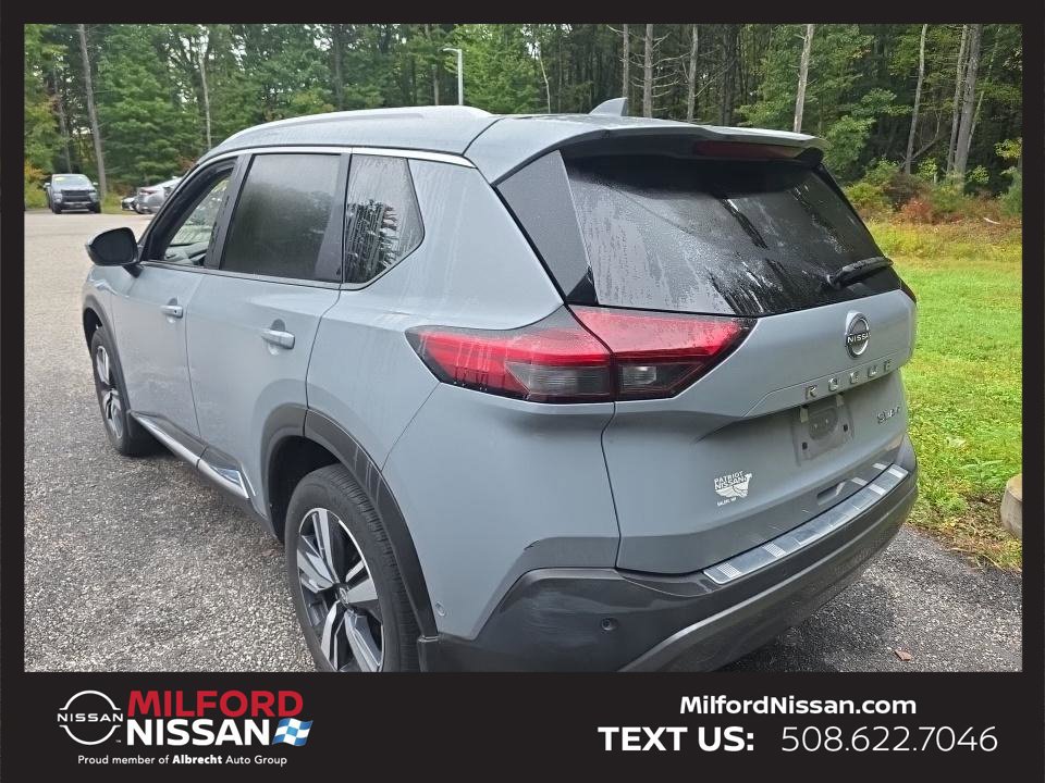 Certified 2023 Nissan Rogue SL w/ SL Premium Package AWD/4WD image 3