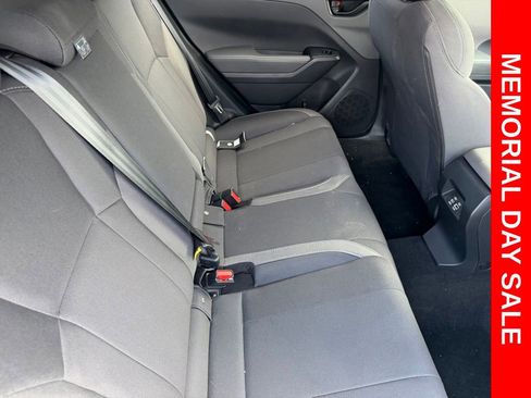 Used 2025 Subaru Crosstrek 2.0i Premium AWD/4WD image 18