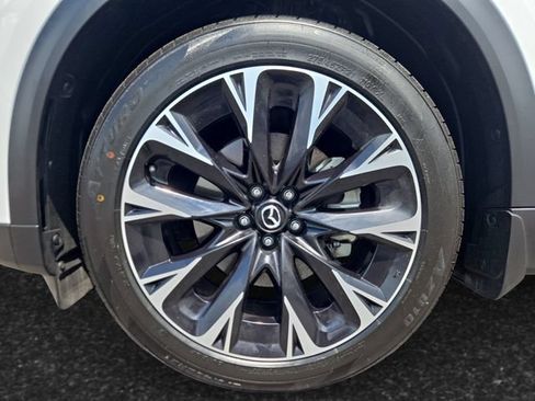 Used 2024 MAZDA CX-90 Plug-In Hybrid w/ Premium Pkg AWD/4WD image 4