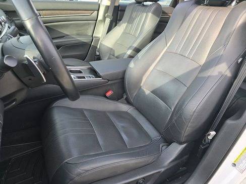 Used 2019 Honda Accord Touring image 25
