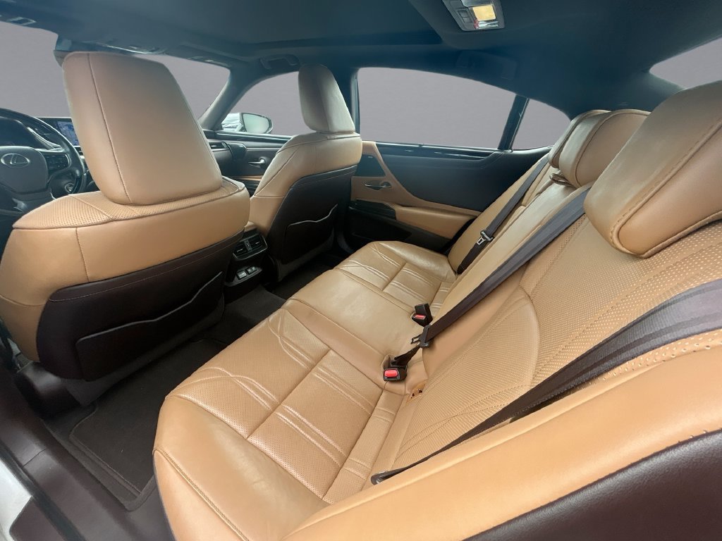 Used 2019 Lexus ES 350 Ultra Luxury FWD image 15