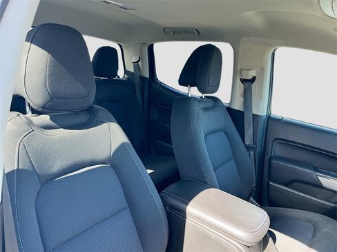 Used 2022 Chevrolet Colorado LT w/ Safety Package image 26
