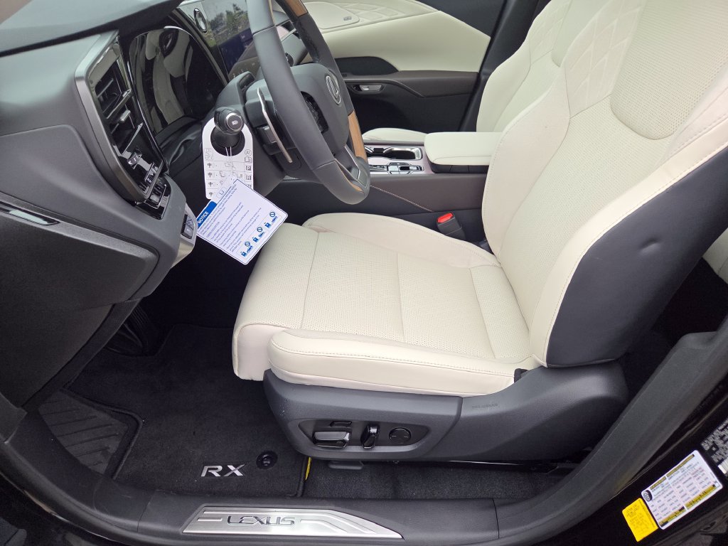 New 2026 Lexus RX 350 w/ Convenience Package AWD/4WD image 6