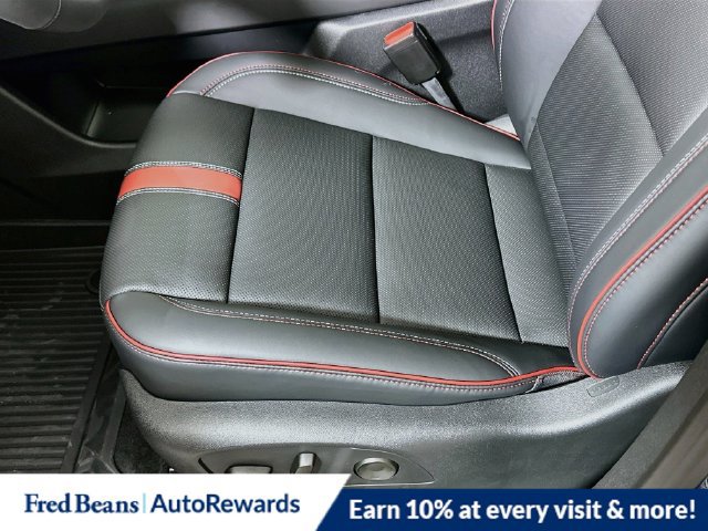 New 2027 Chevrolet Traverse RS w/ LPO, Floor Liner Package AWD/4WD image 22