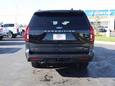 New 2025 Ford Expedition Max Active image 22