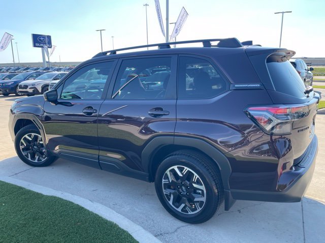 Certified 2026 Subaru Forester Premium w/ Base/Premium Package AWD/4WD image 5