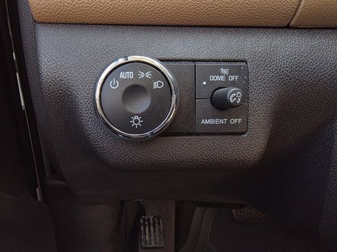 Used 2014 Buick Enclave Leather image 13