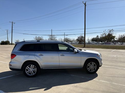 Used 2015 Mercedes-Benz GL 450 4MATIC image 6