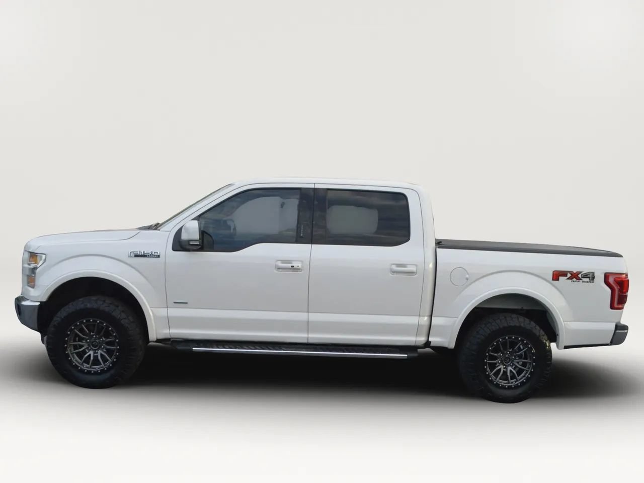 Used 2015 Ford F150 Lariat w/ Equipment Group 501A Mid AWD/4WD image 3