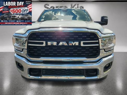 Used 2024 RAM 3500 Big Horn AWD/4WD image 8