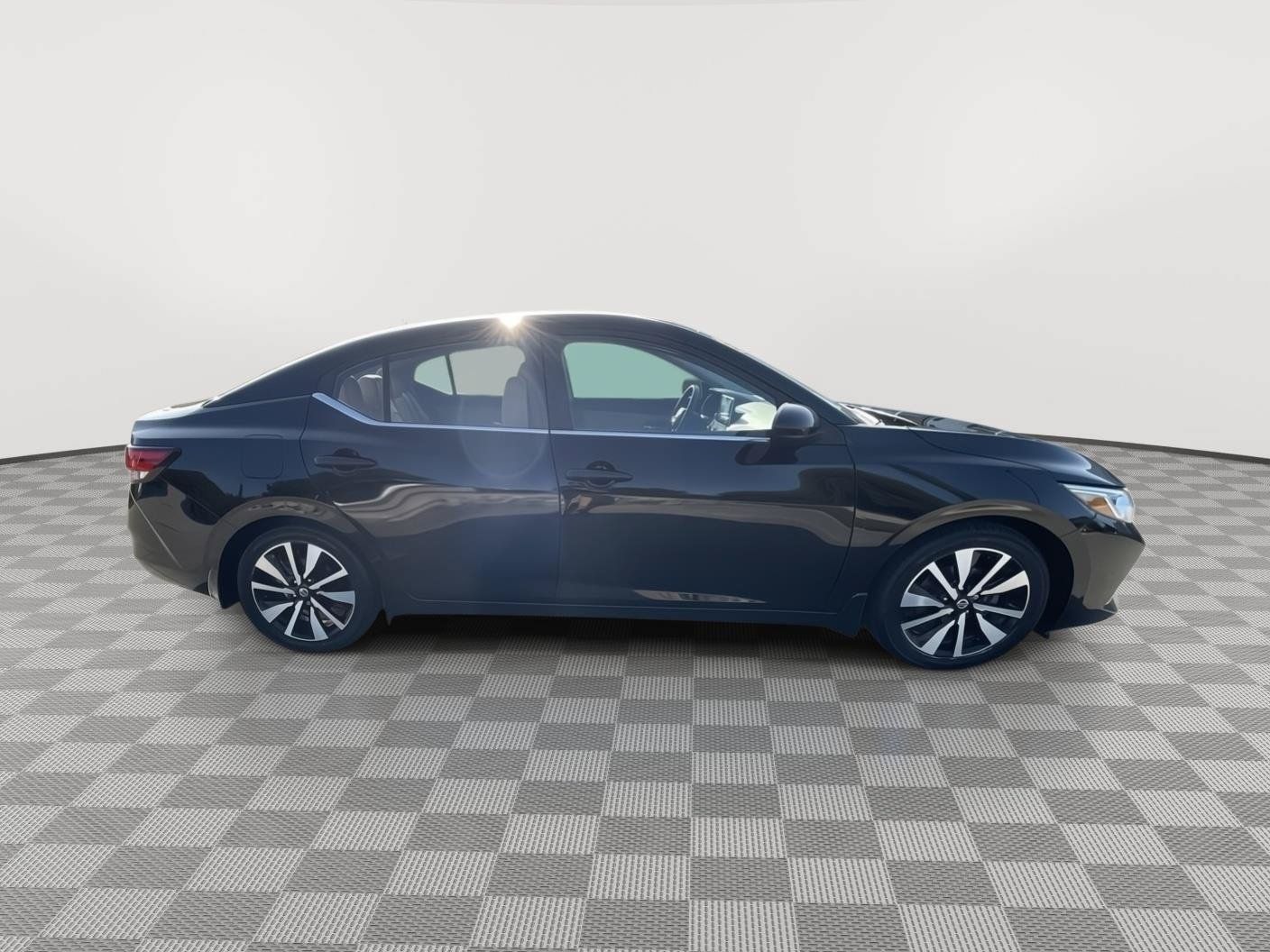 Used 2023 Nissan Sentra SV w/ SV Premium Package FWD image 16