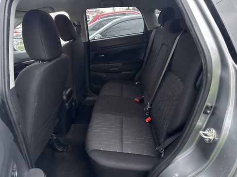 Used 2021 Mitsubishi Outlander Sport LE image 10