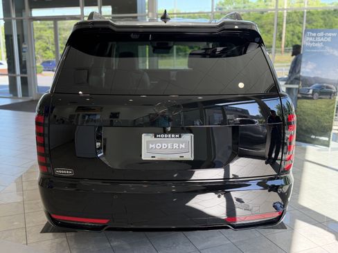 New 2026 Hyundai Palisade Calligraphy FWD image 5