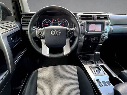 Used 2015 Toyota 4Runner SR5 image 9