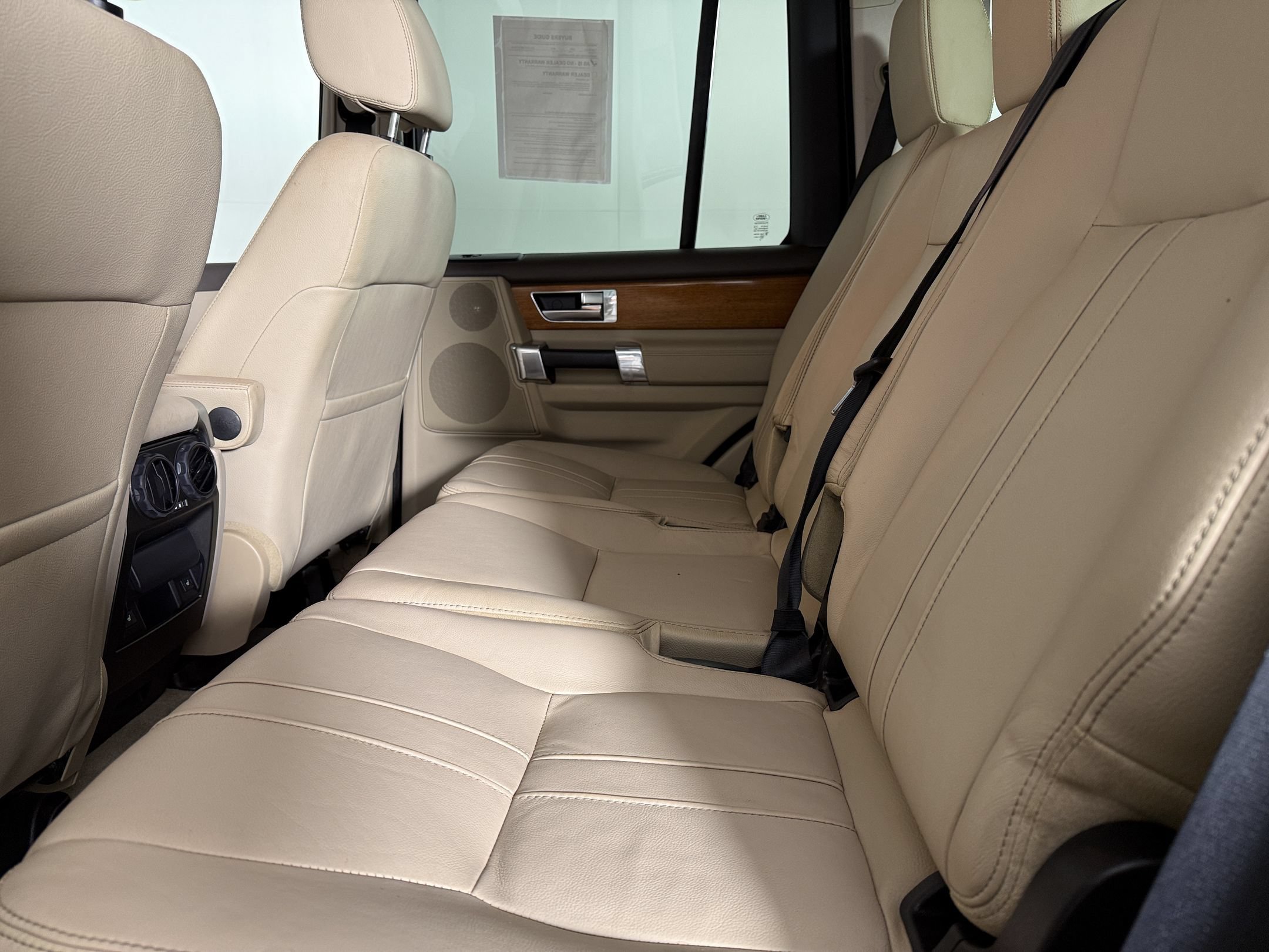 Used 2015 Land Rover LR4 HSE AWD/4WD image 20