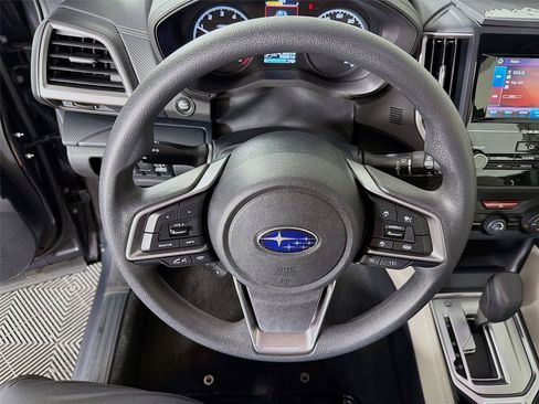 Used 2024 Subaru Forester AWD/4WD image 3