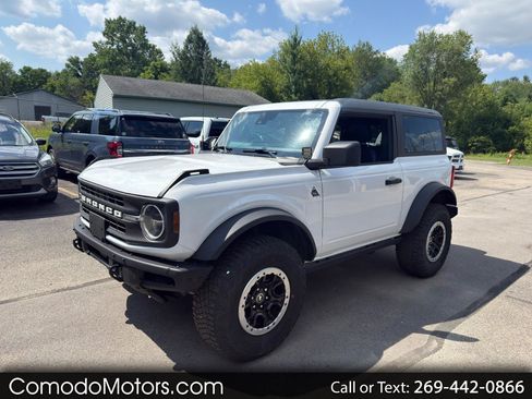 Used 2024 Ford Bronco Black Diamond w/ Sasquatch Package AWD/4WD image 1