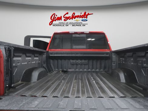 Used 2025 GMC Sierra 2500 AT4X AWD/4WD image 34