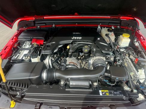 Certified 2020 Jeep Gladiator Sport w/ Quick Order Package 24S AWD/4WD image 63