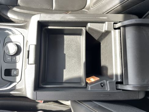 Certified 2021 Chevrolet Traverse RS AWD/4WD image 38