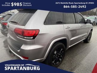 Used 2019 Jeep Grand Cherokee Altitude video 2