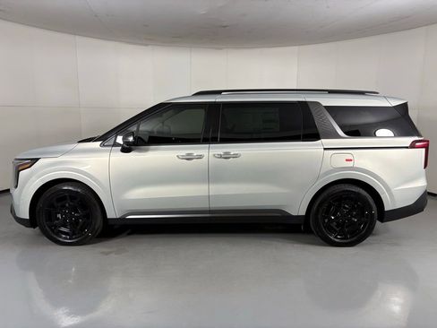 New 2026 Kia Carnival SX Prestige image 5