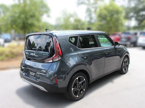 Certified 2023 Kia Soul EX FWD image 10