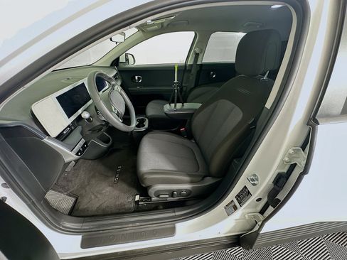 Used 2024 Hyundai Ioniq 5 SE RWD image 13