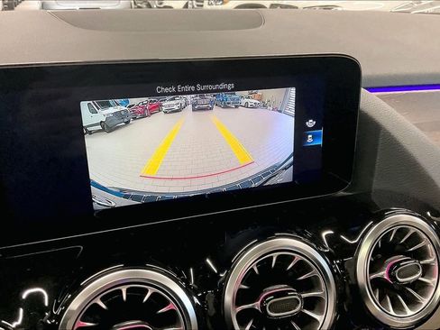 Certified 2022 Mercedes-Benz GLA 250 GLA 250 image 21