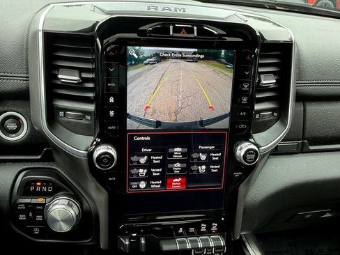 Used 2021 RAM 1500 Laramie AWD/4WD image 16