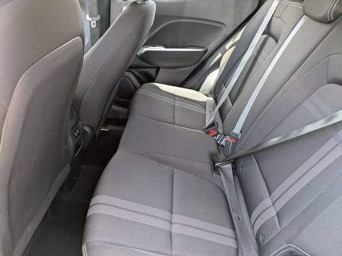 Used 2025 Hyundai Venue SEL FWD image 27