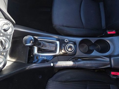 Used 2016 MAZDA MAZDA3 i Touring image 15