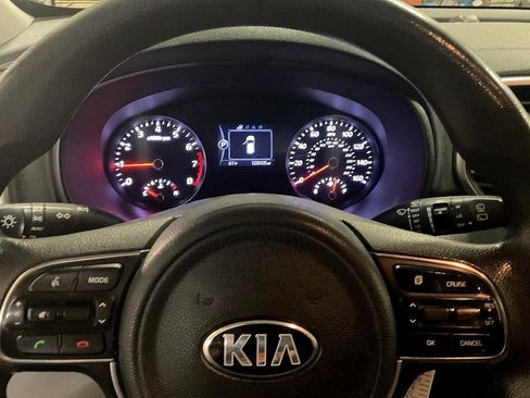 Used 2018 Kia Sportage LX image 19