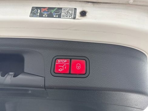 Used 2022 Mercedes-Benz GLE 350 4MATIC image 12