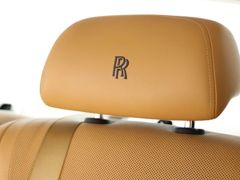 Used 2016 Rolls-Royce Ghost image 48