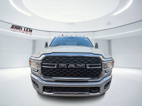Used 2024 RAM 3500 Big Horn image 6