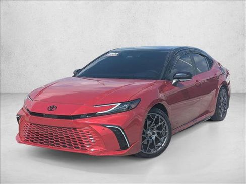 Used 2025 Toyota Camry XSE w/ Premium Plus Package FWD image 2