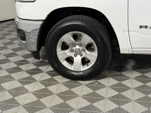 Certified 2025 RAM 1500 Big Horn AWD/4WD image 10