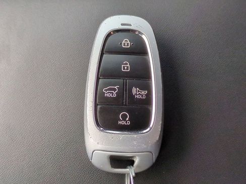 Certified 2023 Hyundai Santa Fe SEL image 31