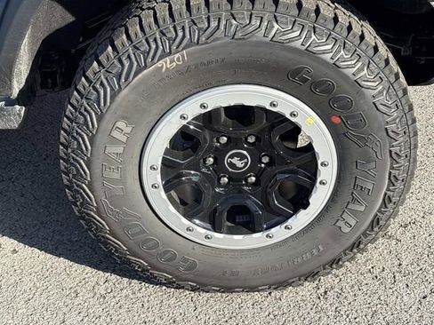 New 2025 Ford Bronco Big Bend w/ Black Diamond Package image 9