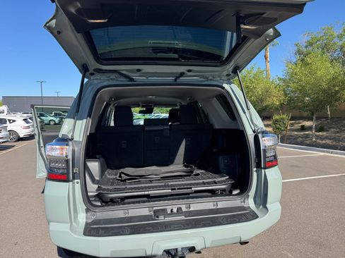 Used 2022 Toyota 4Runner Trail Special Edition AWD/4WD image 34