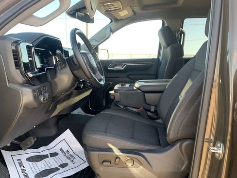 Certified 2023 Chevrolet Silverado 1500 LT RWD image 17
