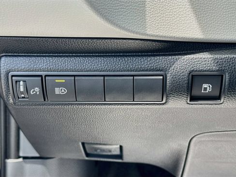 Used 2026 Toyota Corolla LE FWD image 10