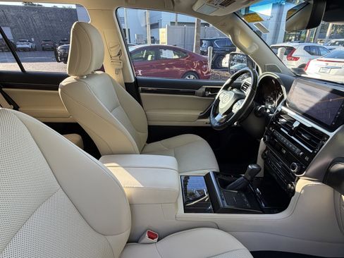 Used 2022 Lexus GX 460 Premium w/ Premium Plus Package AWD/4WD image 46