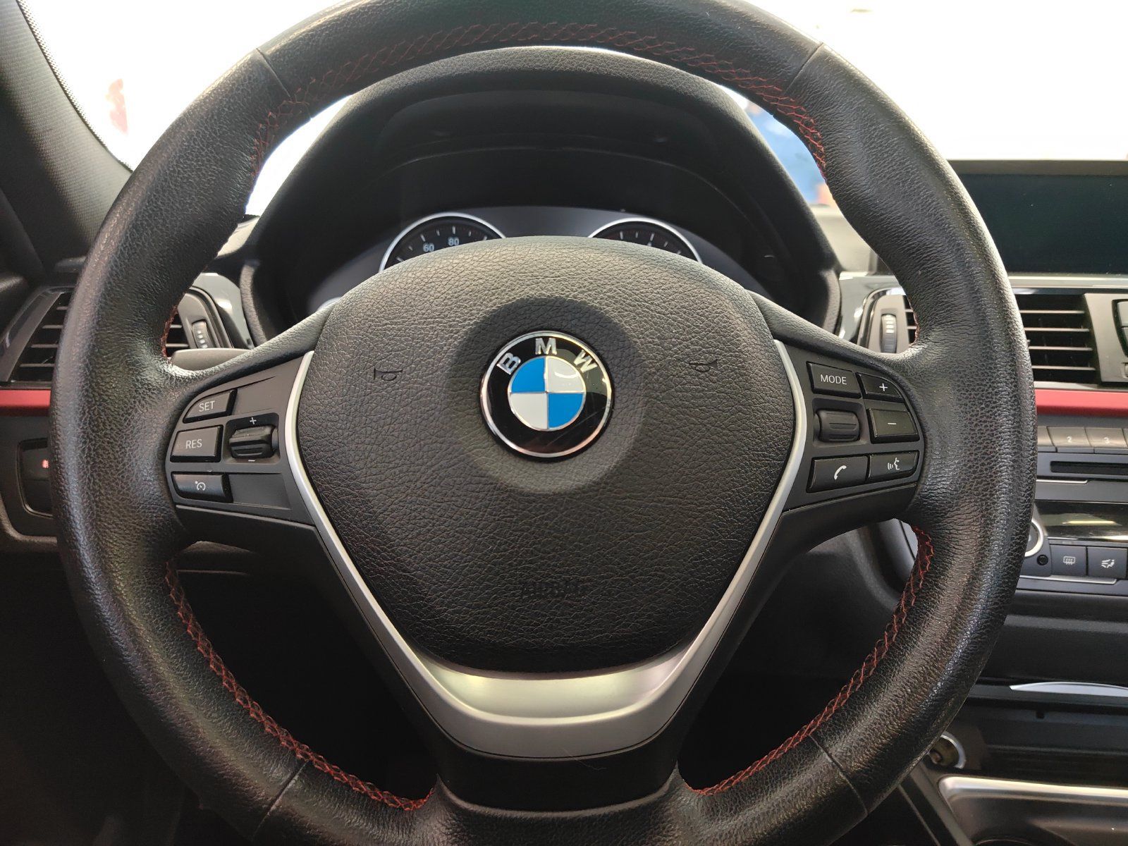 Used 2014 BMW 328i xDrive Sedan AWD/4WD image 13