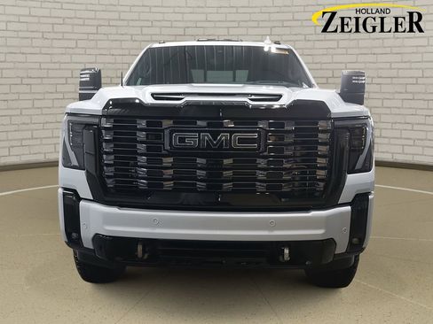New 2026 GMC Sierra 2500 Denali Ultimate image 2