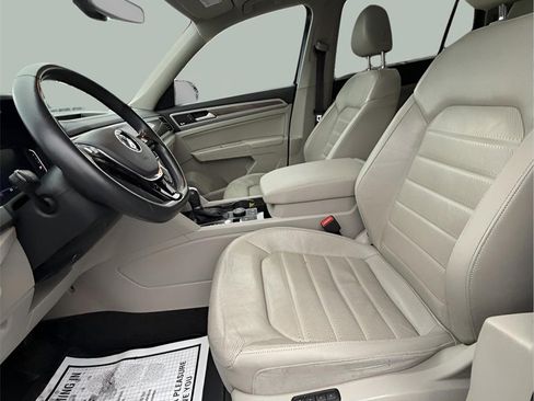 Used 2019 Volkswagen Atlas SEL Premium image 12