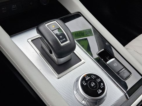 Used 2023 Mitsubishi Outlander SEL 40th Anniversary image 15