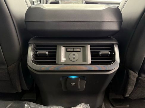 New 2025 Ford F150 Lightning Platinum image 27